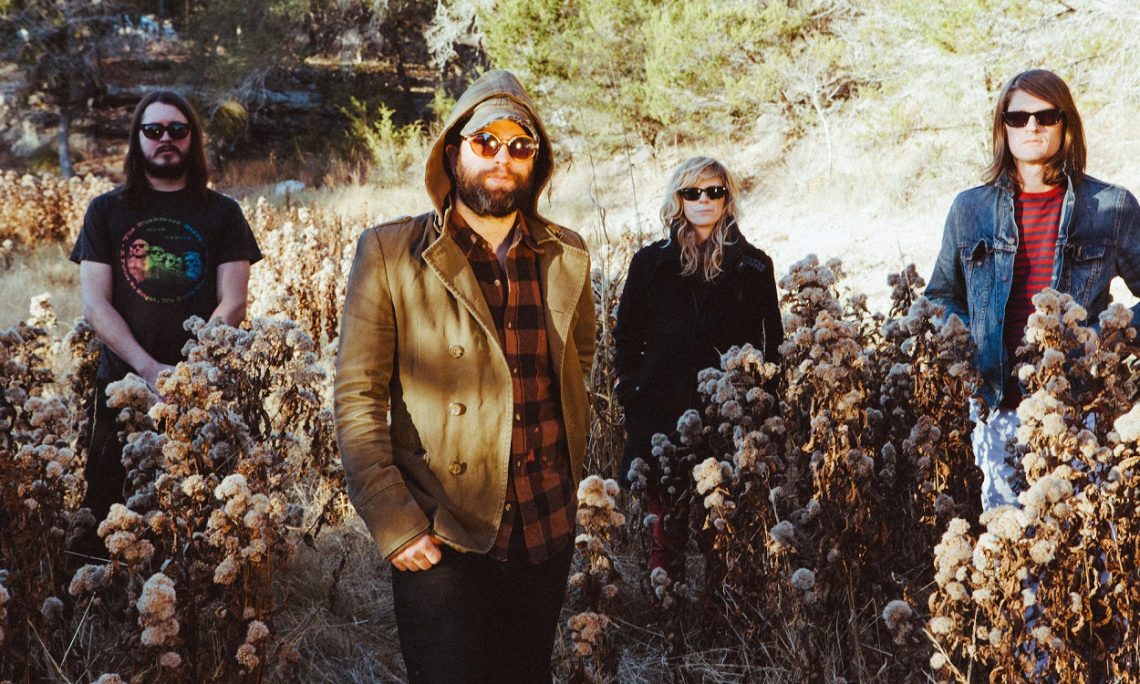 Οι Black Angels μπινελικώνουν στο Roxx τον «μισογύνη μαλάκα» Ντόναλντ Τραμπ και έρχονται στην Ελλάδα για να τα σπάσουν! - Roxx.gr