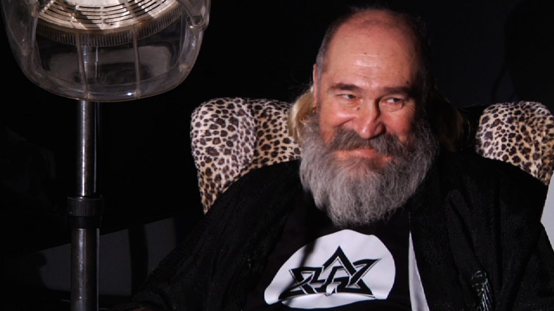 Ανακοπή καρδιάς έπαθε ο ο Τζίμης Πανούσης – Κατέρρευσε στη σκηνή του Κυττάρου - Roxx.gr