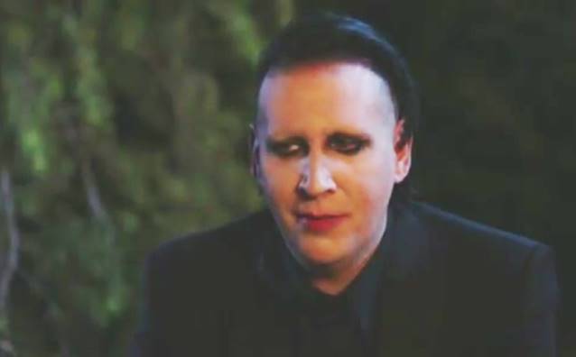 Ο Marilyn Manson λέει ιστορίες τρόμου
