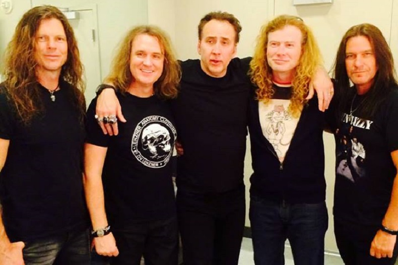 Ο Νίκολας Κέιτζ αράζει με τους Megadeth
