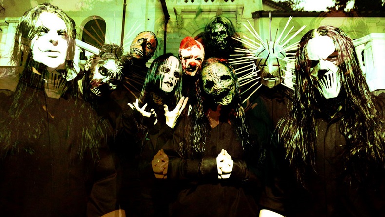 I push my fingers into my eyes: Δέκα χρόνια από το Vol 3 των Slipknot