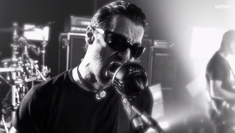 Νέο βίντεο και είσοδος στο top 5 για τους Godsmack