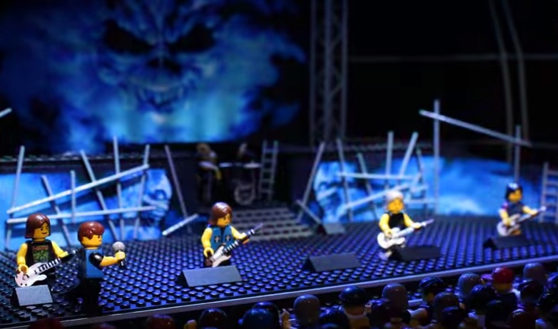 Οι Iron Maiden σε lego και παίζουν ζωντανά