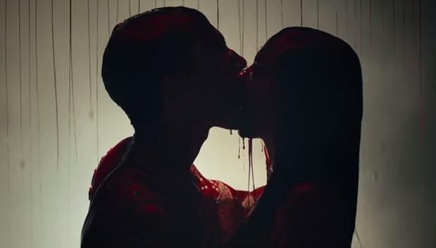 Σεξ στο κρεοπωλείο στο νέο βίντεο των Maroon 5