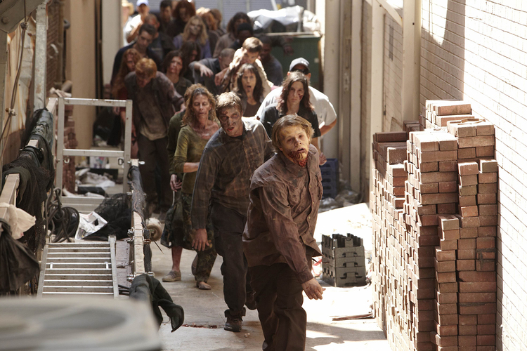 Στο Λος Άντζελες θα επιτεθούν τα ζόμπι για το spin-off του Walking Dead