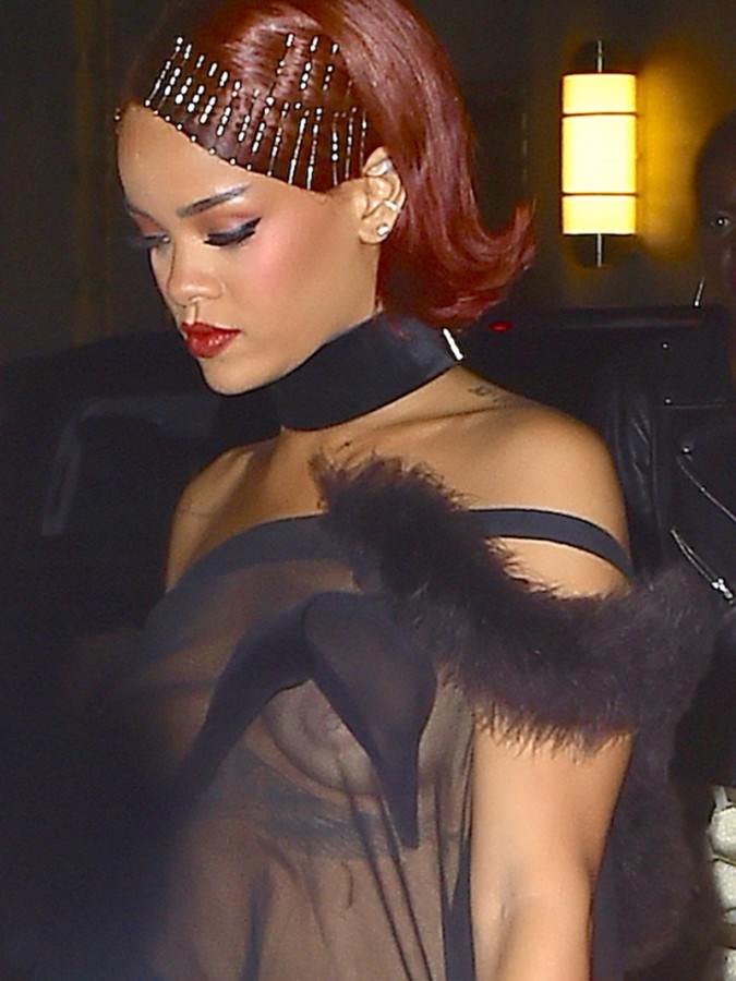 Rihanna-Flashes-Nipples-At-Met-Gala-After-Party-06-675x900