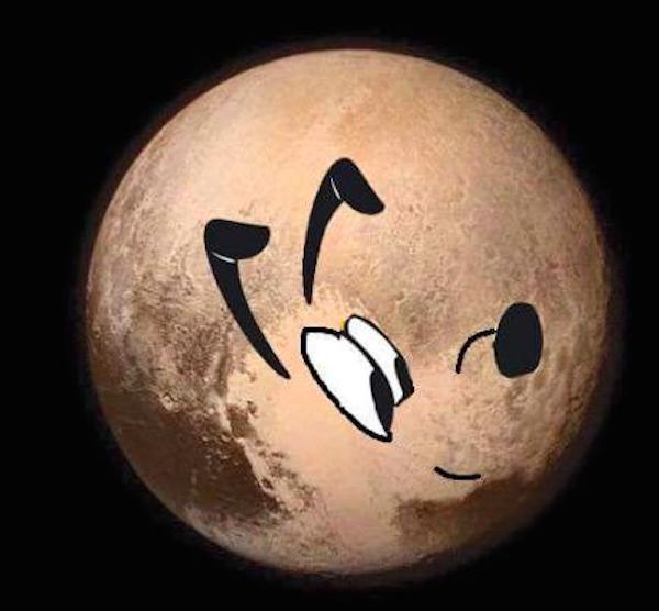 the-internet-had-a-fun-time-with-the-new-image-of-pluto-yesterday-11