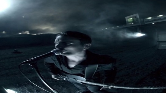 Νέο βίντεο από τους Muse για το χειρότερο τραγούδι του δίσκου