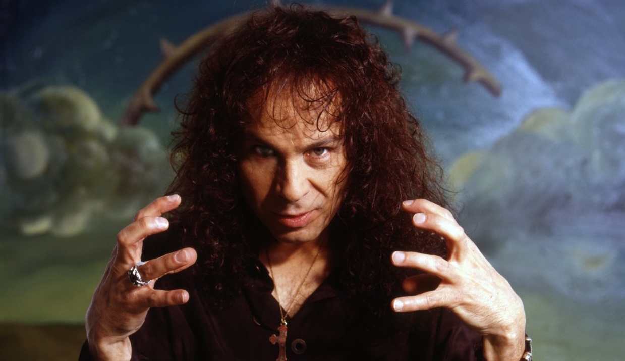 Η τρίχα κάγκελο με τα απομονωμένα φωνητικά του Dio στο Holy Diver