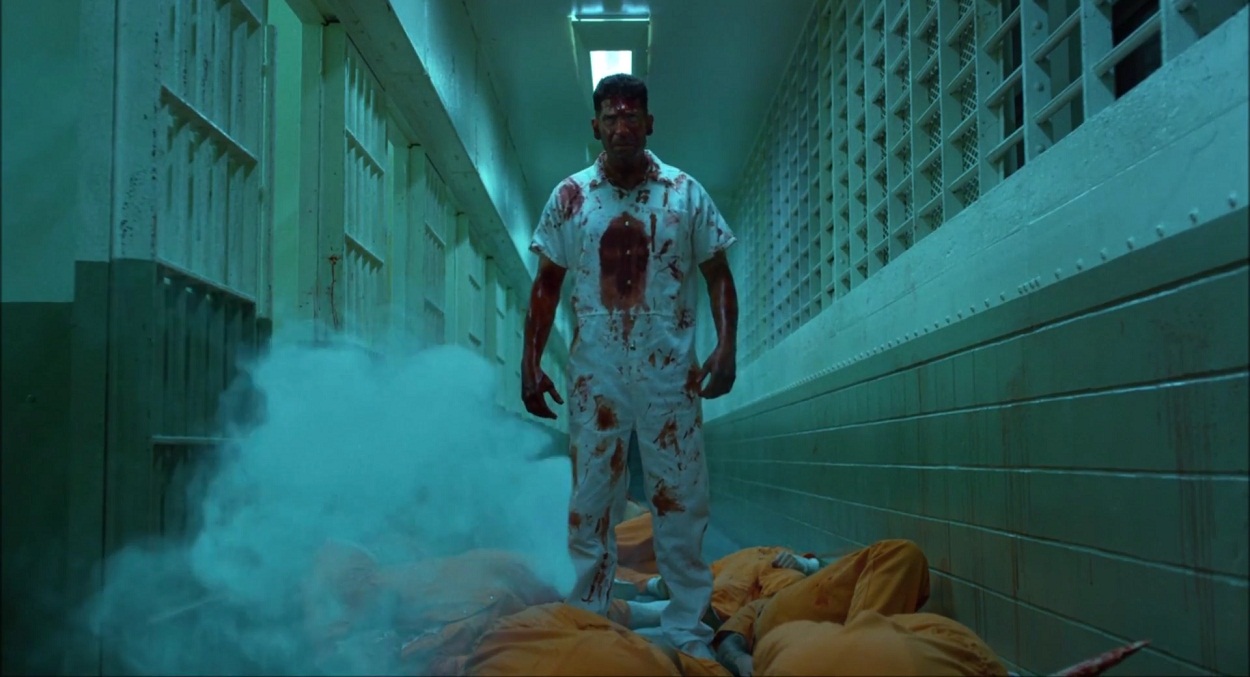 Ζήστε ξανά την καταπληκτική και γεμάτη αίμα σκηνή του Punisher μέσα στη φυλακή!
