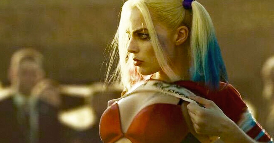 Αυτή η ακυκλοφόρητη φωτογραφία της Harley Quinn μας θυμίζει το καλύτερο μέρος του Suicide Squad