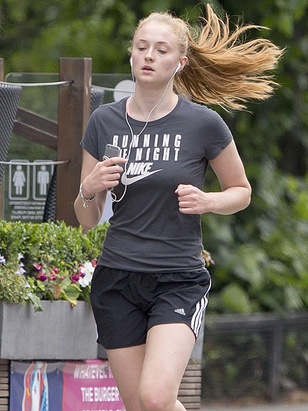 EXCLUSIVE: Game of Thrones star Sophie Turner out jogging with her iPhone in London.