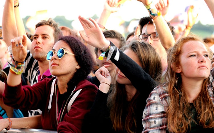 Σύμφωνα με έρευνα όσοι πάνε σε συναυλίες είναι πιο ευτυχισμένοι από τους υπόλοιπους
