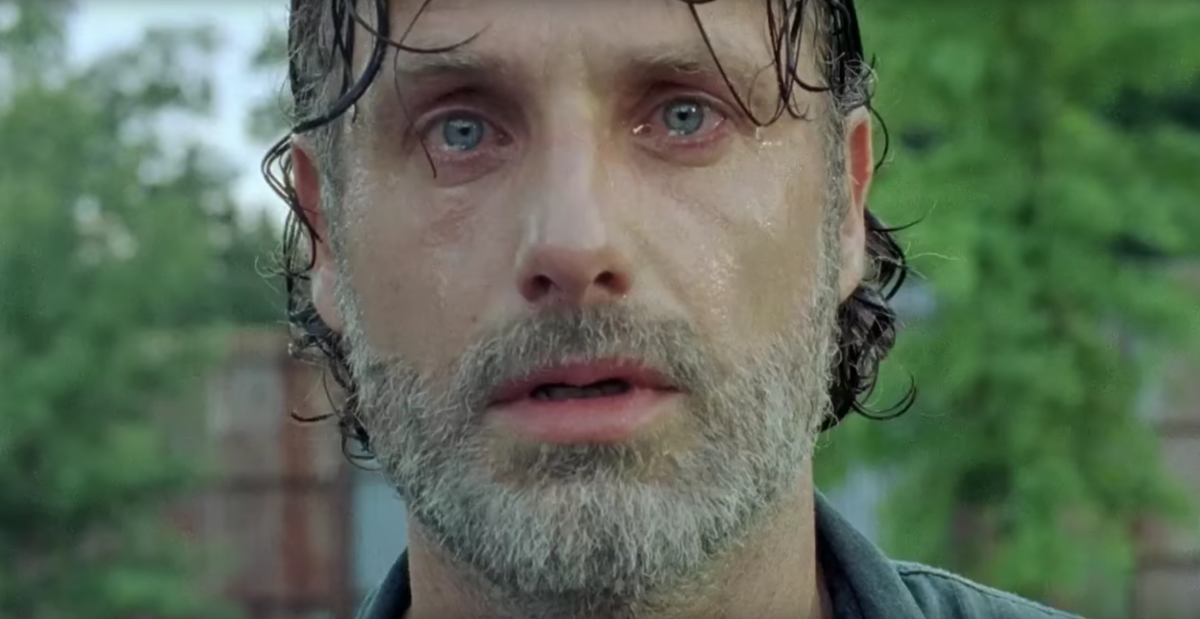 To πρώτο trailer για την επιστροφή του Walking Dead δείχνει τα πρώτα σημάδια της επανάστασης