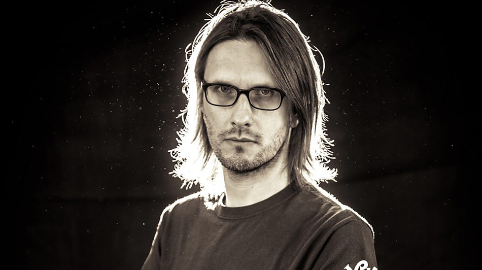 Steven Wilson: Μακριά από τον γνωστό του ήχο και στο νέο single