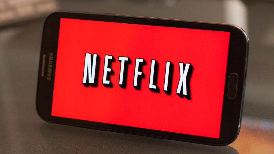 To Netflix απέλυσε πρωταγωνιστή σειράς του λόγω τριών καταγγελιών για απόπειρα βιασμού!