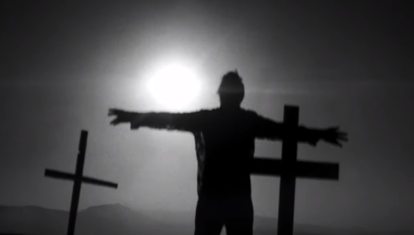 O Marilyn Manson κυκλοφόρησε και επίσημα τη διασκευή στο God’s Gonna Cut You Down