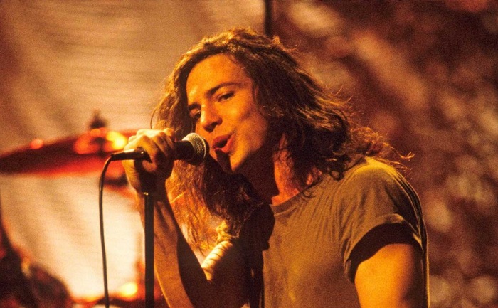 Pearl Jam: Ολόκληρη η ιστορική εμφάνιση του MTV Unplugged στο youtube