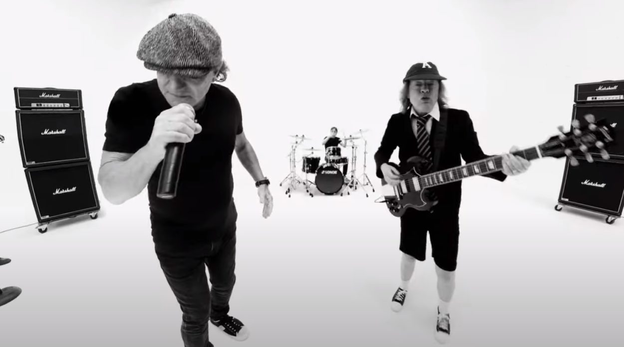 Αυτό είναι το νέο βίντεο των AC/DC