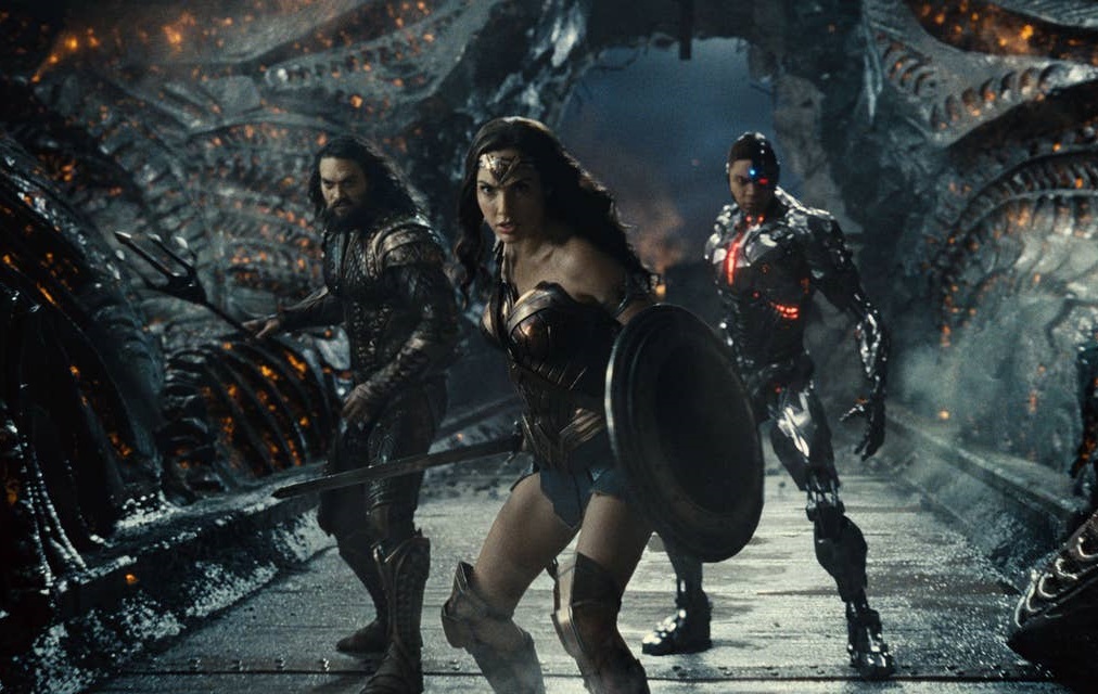 Οι κριτικές για το Snyder Cut της Justice League συμφωνούν ότι είναι καλύτερη ταινία