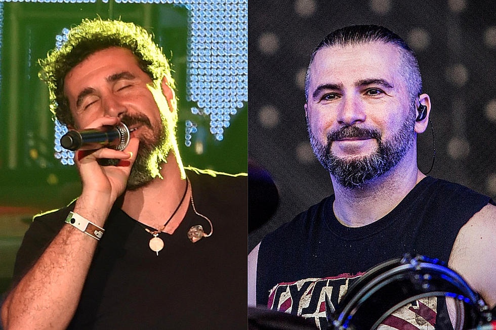 Serj Tankian για John Dolmayan: «Τον σέβομαι σαν φίλο, δεν σέβομαι τις πολιτικές απόψεις του»