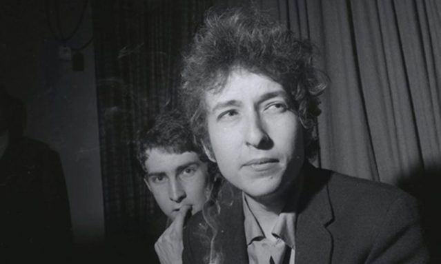 Ο Bob Dylan κατηγορείται για σεξουαλική κακοποίηση ανηλίκου το 1965