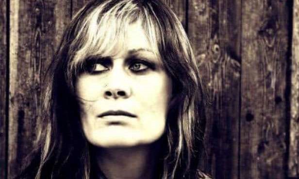 Νεκρή από την επίθεση με τόξο στη Νορβηγία τραγουδίστρια που συμμετείχε στα άλμπουμ Cradle of Filth και Satyricon