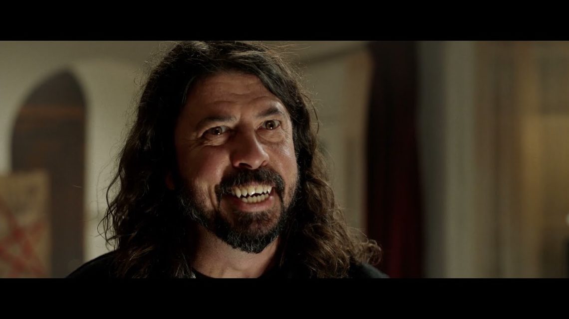 Studio 666: Ο Dave Grohl δαιμονίζεται στο νέο trailer της ταινίας των Foo Fighters - Roxx.gr