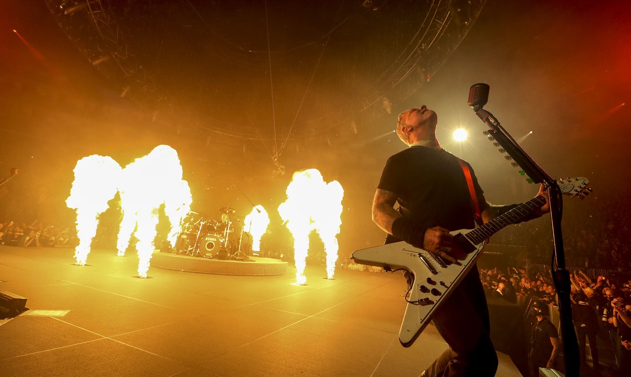 Metallica: Το επίσημο βίντεο από την πρώτη ζωντανή εκτέλεση του Fixxxer!