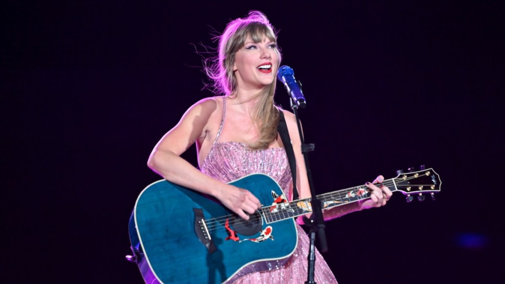 Taylor Swift Handed Out $55 Million in Bonuses to “Eras” Crew
