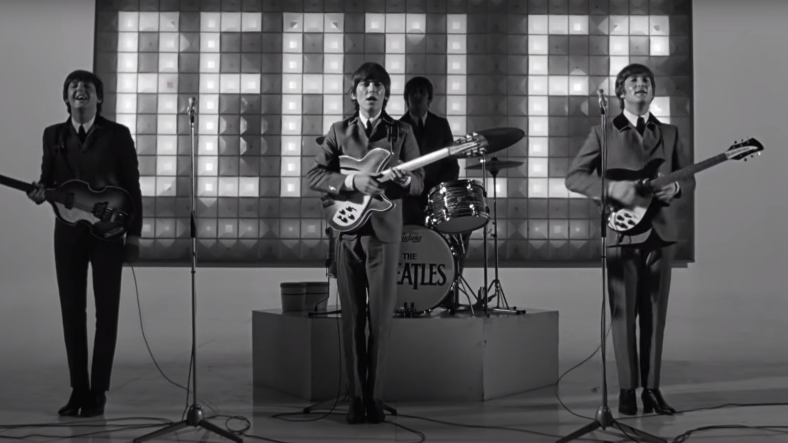 Στο βίντεο για το Now and Then οι Beatles είναι ξανά εδώ για ένα τελευταίο αντίο
