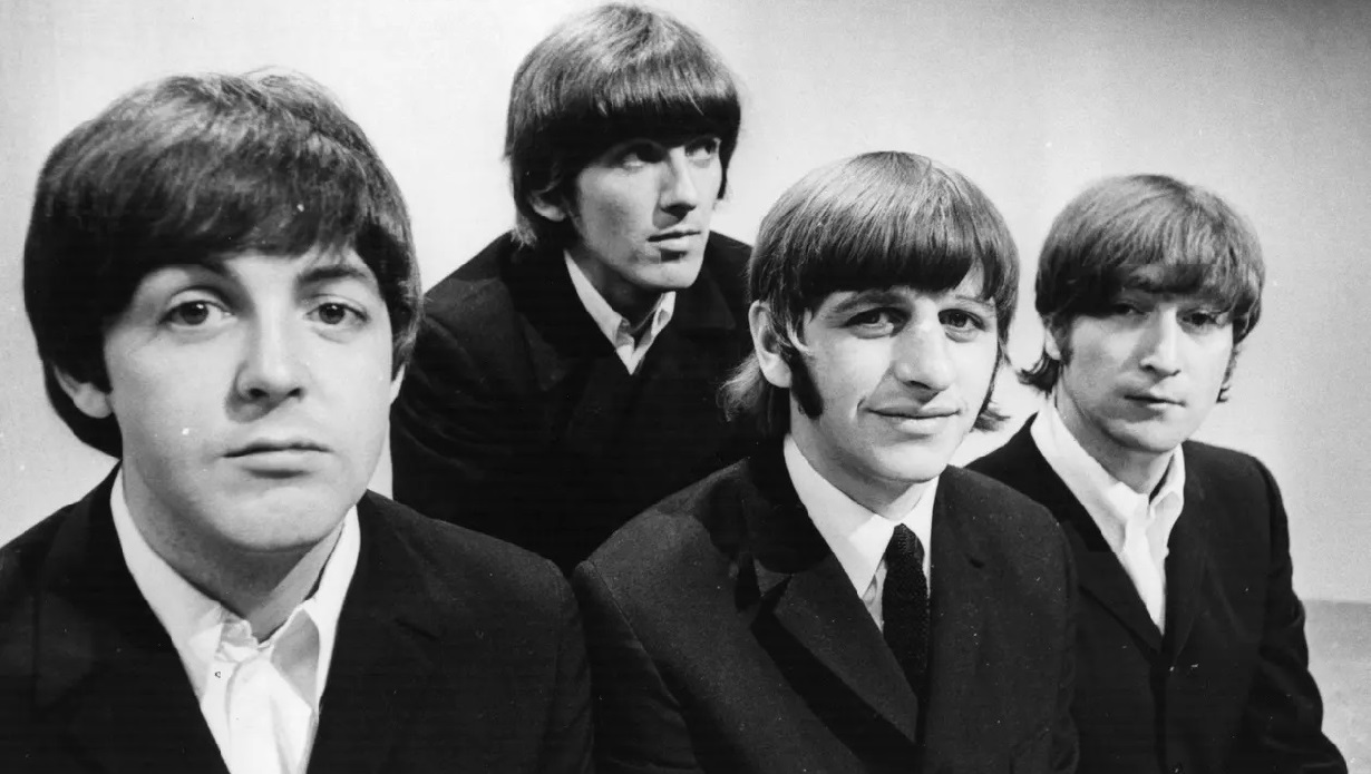 Ο Ringo Starr απαντάει στις φήμες για τη φωνή του John Lennon στο νέο τραγούδι των Beatles