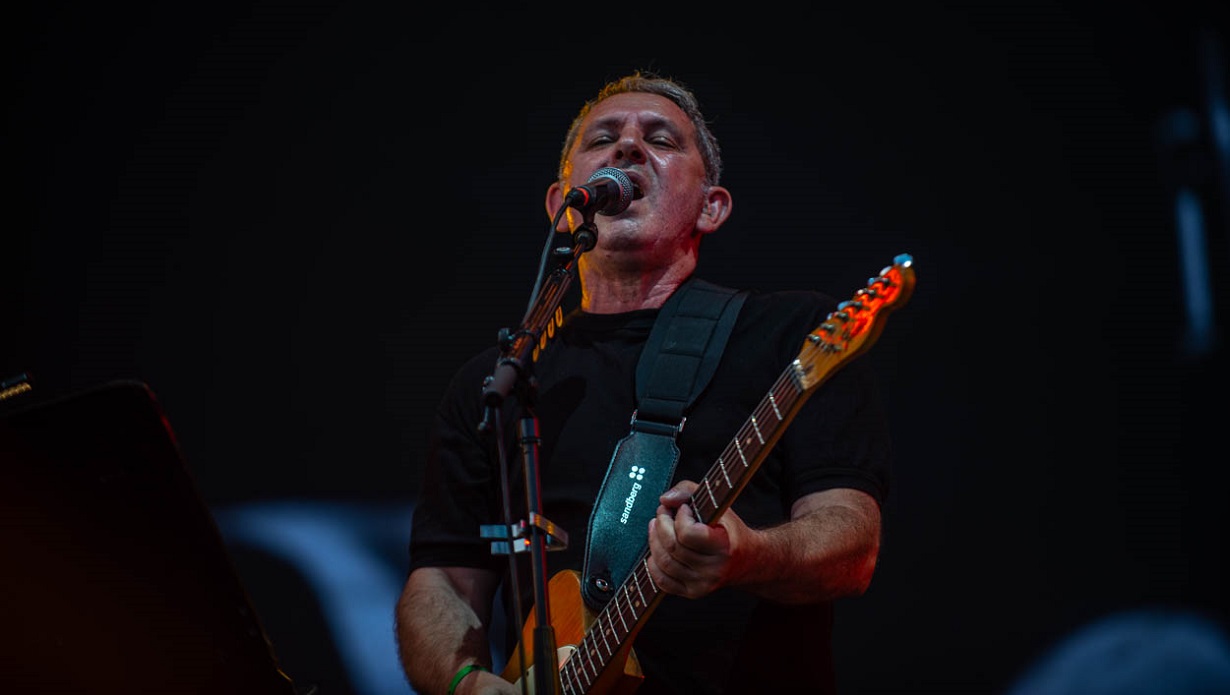 O Παύλος Παυλίδης live στο Floyd τον Απρίλιο