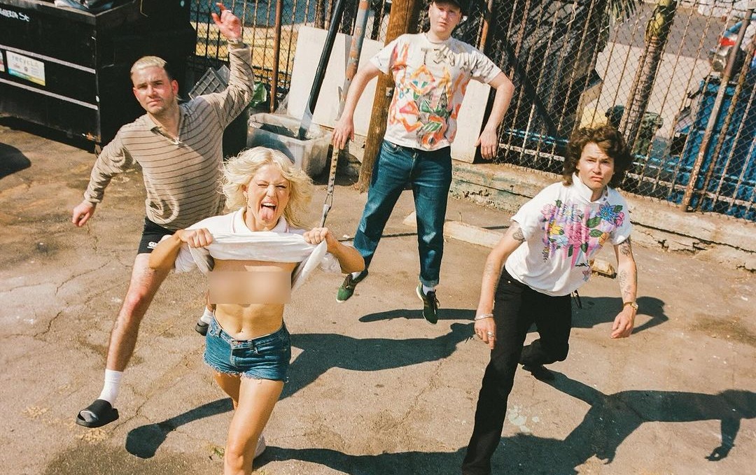 Νέο τραγούδι, νέος δίσκος για τους Amyl & The Sniffers