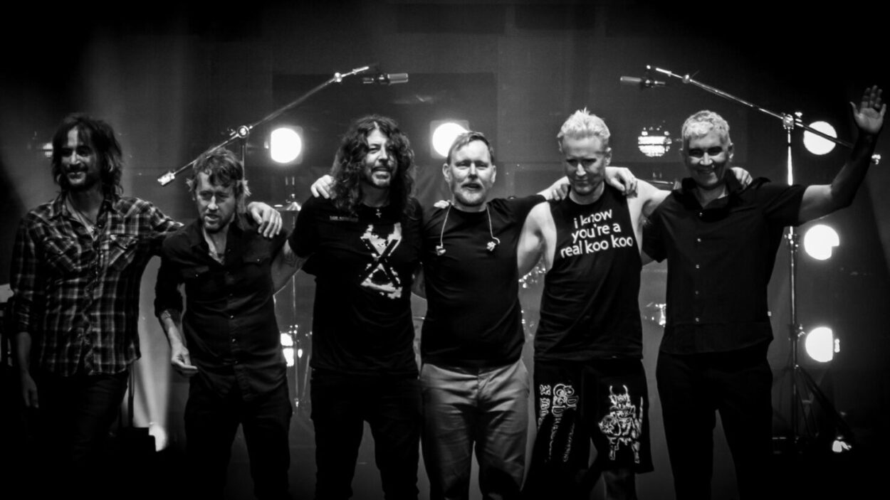 Απέλυσαν τον ντράμερ τους οι Foo Fighters