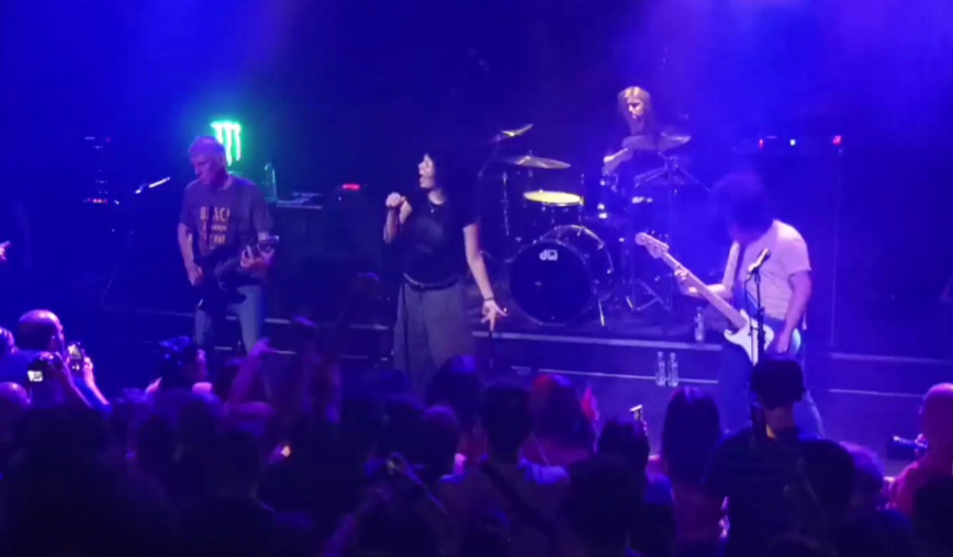 O Greg Ginn κάθισε με τη νεολαία και το αποτέλεσμα για τους Black Flag ήταν εκρηκτικό