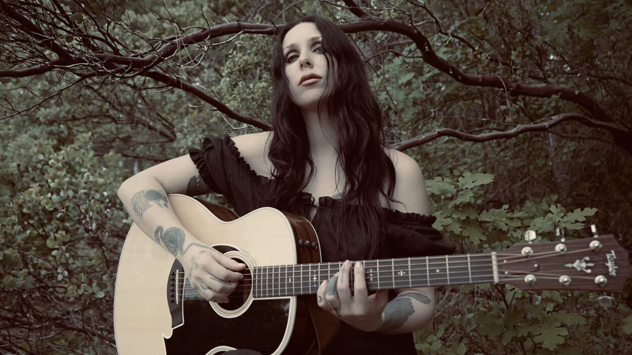 Η Chelsea Wolfe τραγουδάει το Changes των Black Sabbath στη μνήμη του Ozzy