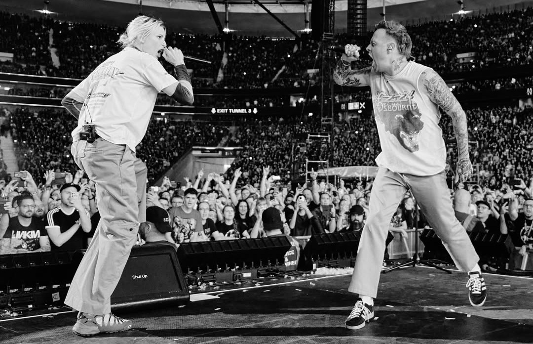 Ο Sam Carter των Architects τραγούδησε το One Step Closer με τους Linkin Park