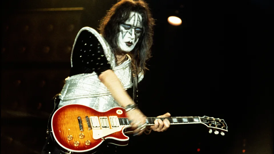 Έφυγε από τη ζωή ο Ace Frehley των KISS