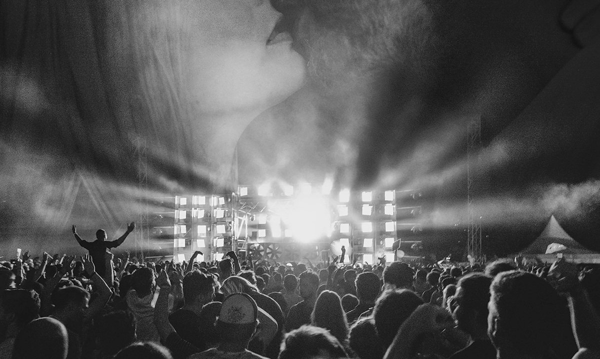 Έρευνα αποκαλύπτει ότι το 70% των ανθρώπων προτιμούν τις συναυλίες από το σeξ