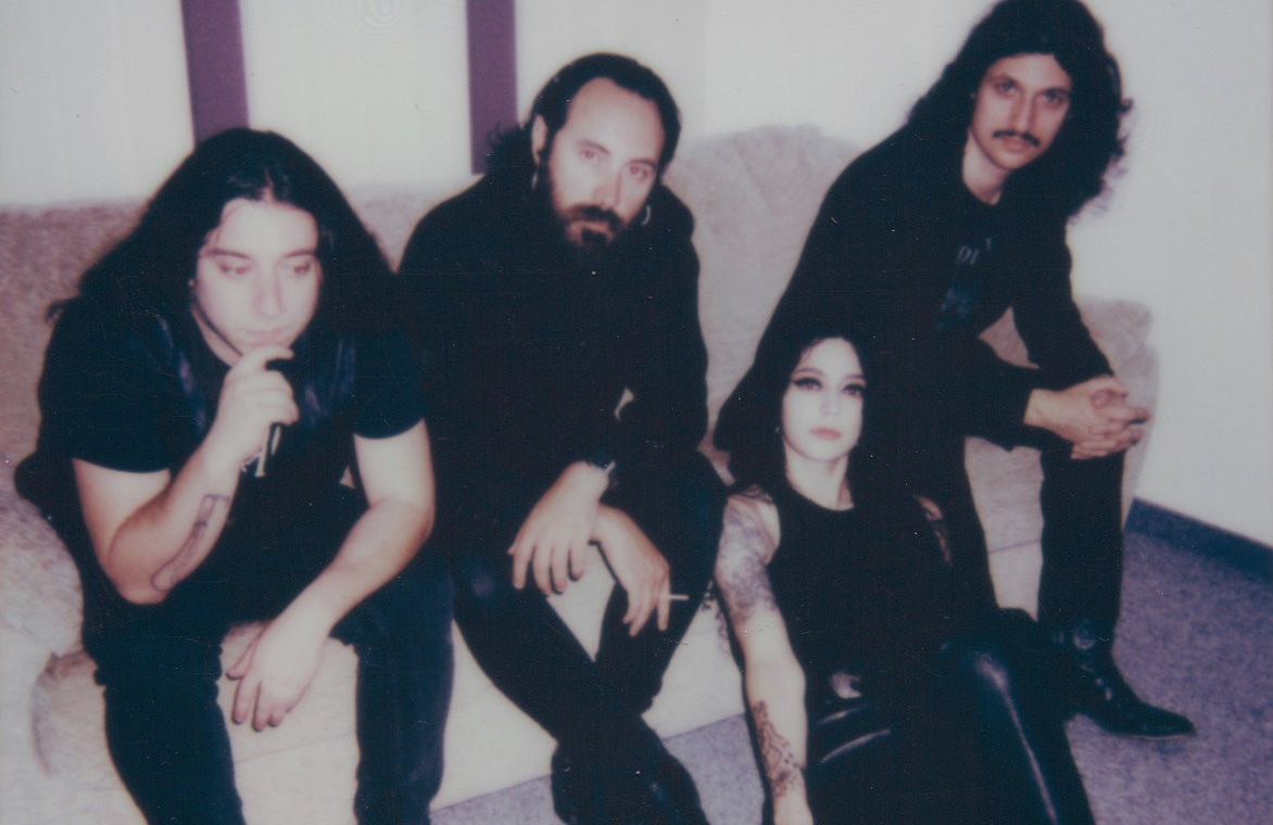 Messa: Δεν μπορείς να έχεις σκοτάδι χωρίς φως