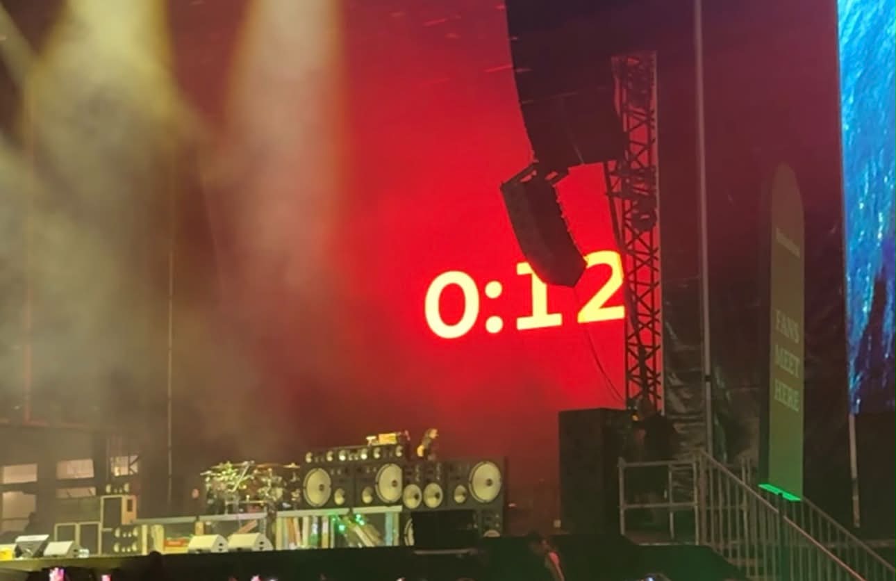 Το τρολάρισμα των Limp Bizkit πριν βγουν στη σκηνή του Release Athens
