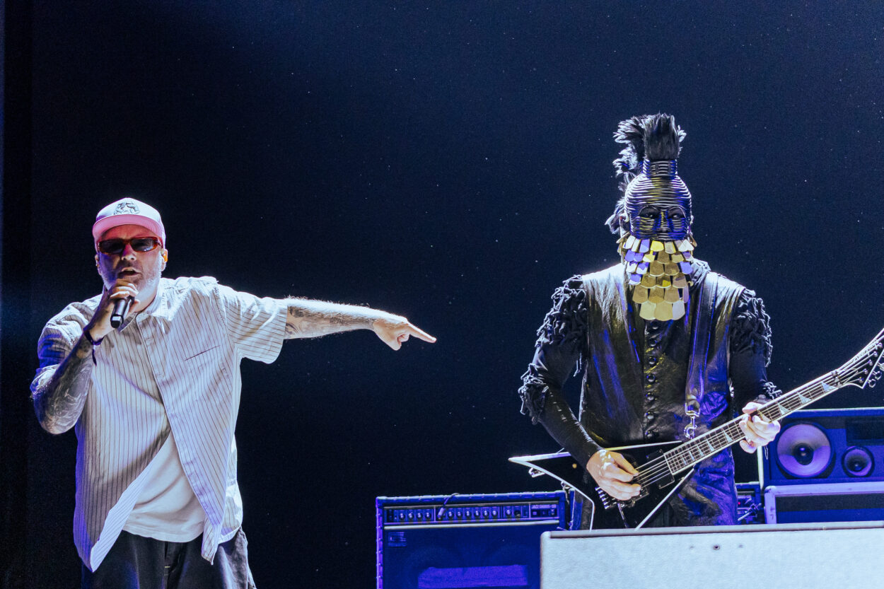 Το τρολάρισμα των Limp Bizkit πριν βγουν στη σκηνή του Release Athens