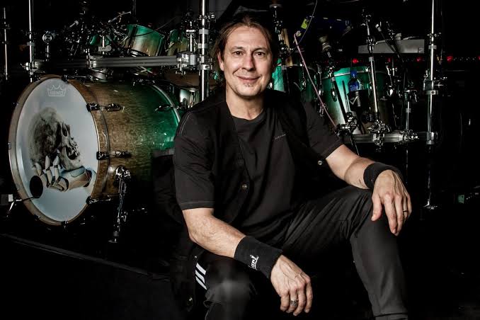 Ο Mike Mangini νέος ντράμερ των Godsmack