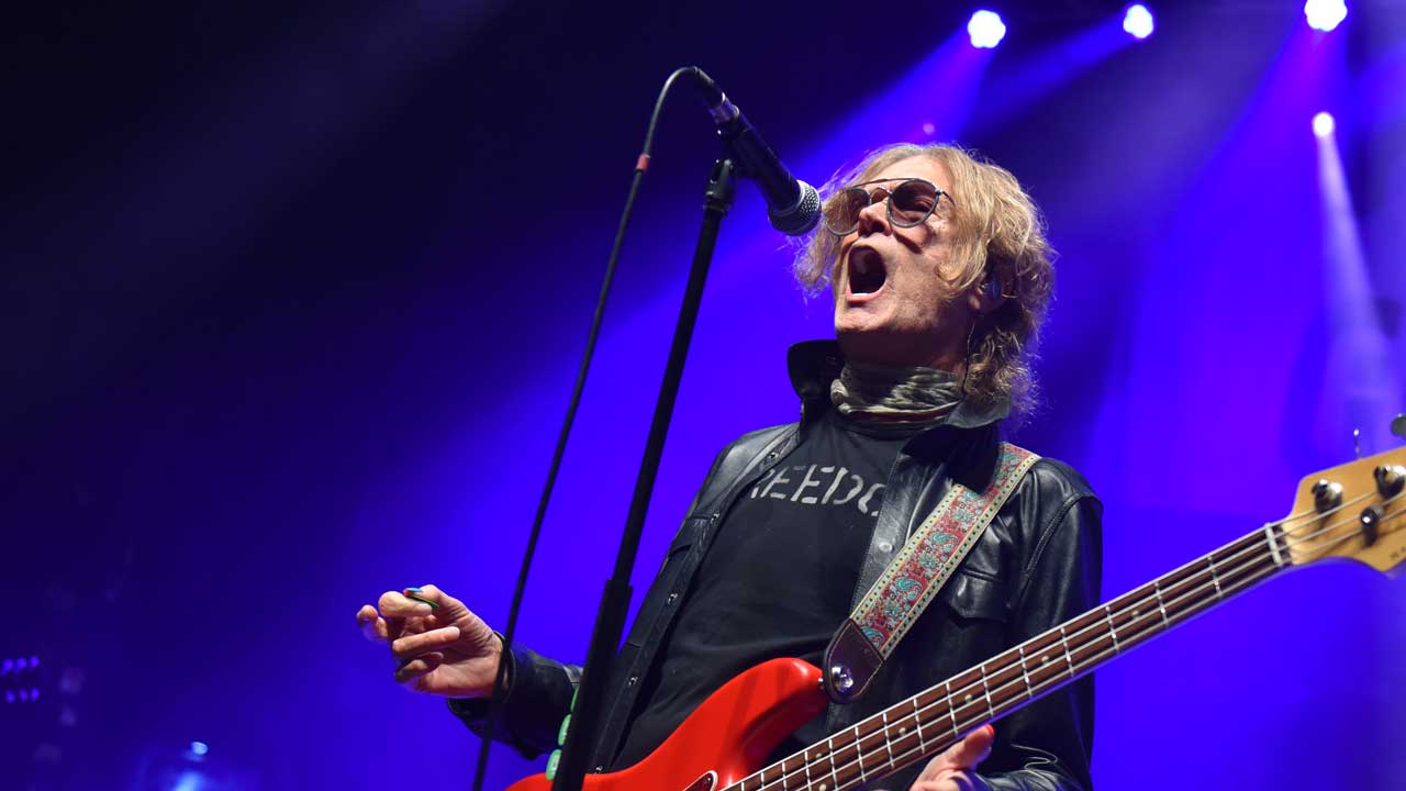 Ο Glenn Hughes αποσύρθηκε από τις ζωντανές εμφανίσεις και θα κάνει εγχείρηση ανοιχτής καρδιάς