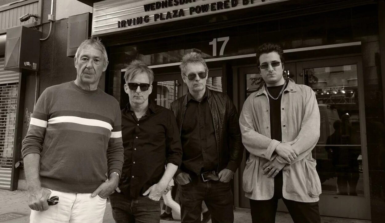 BUZZCOCKS: «Οι μύθοι και οι θρύλοι γύρω από εκείνη την εποχή στο Μάντσεστερ είναι αληθινοί»